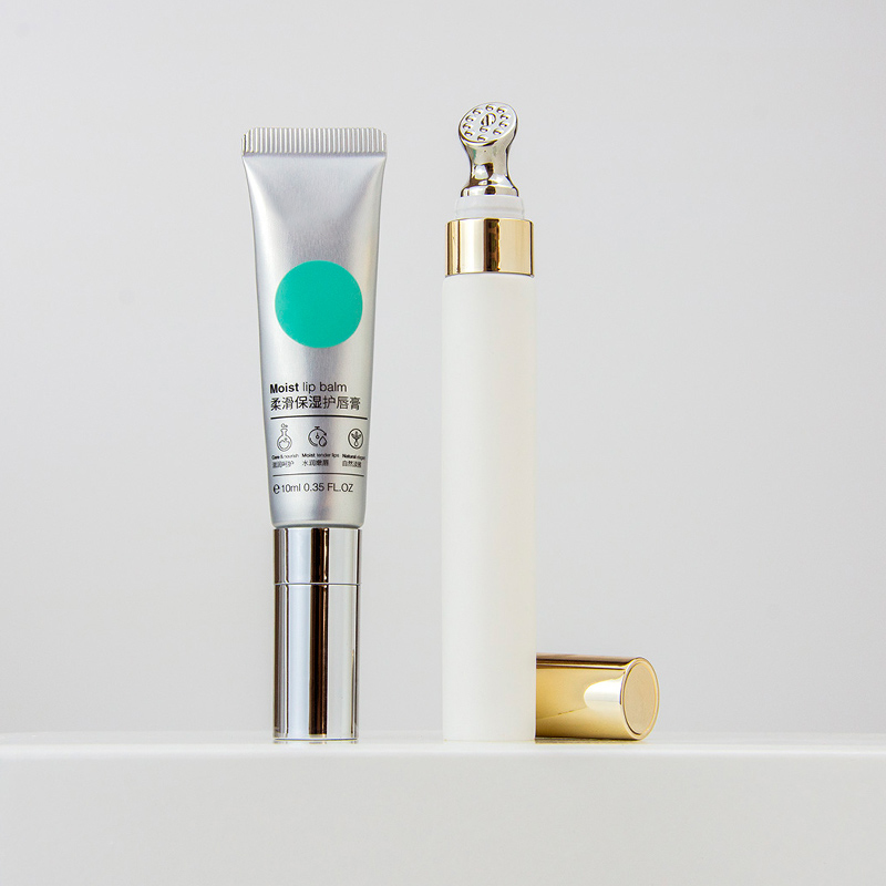 Squeeze tube with customization options